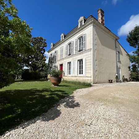 Chambres D'Hotes Dans Maison De Maitre Chaniers Exteriör bild