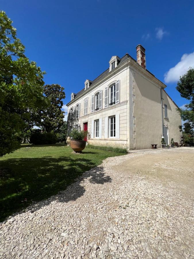 Chambres D'Hotes Dans Maison De Maitre Chaniers Exteriör bild